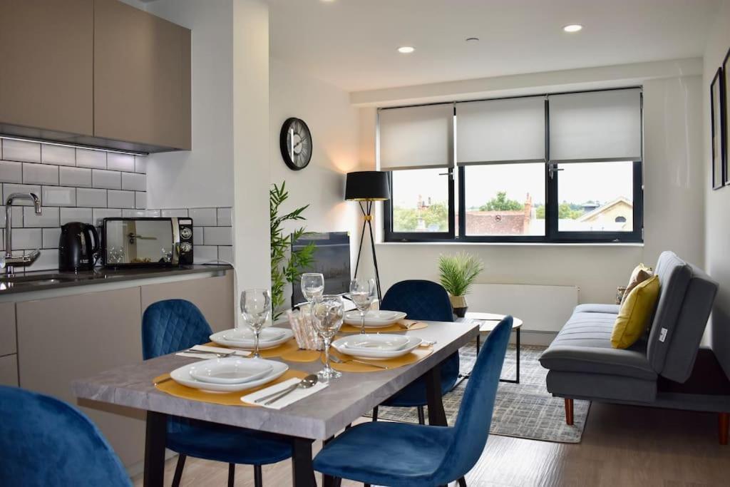 Stylish Modern 1Bed Apartment In Bedford Exterior foto